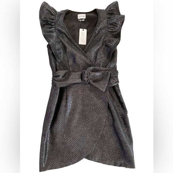 Saylor Arwen dress size medium new with tags from revolve - Picture 7 of 7